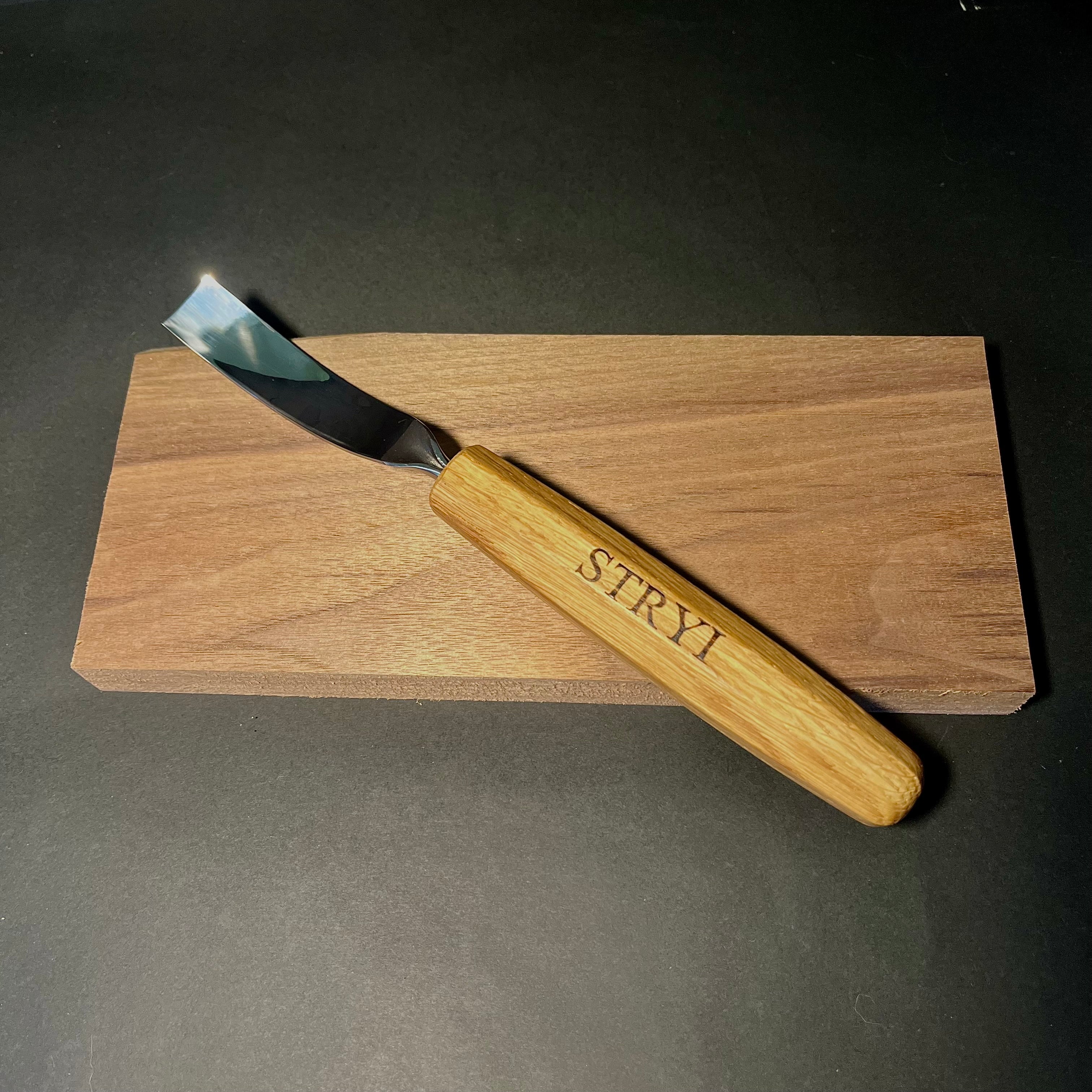 Stryi Gouge long bent chisel 7L - Wood Tamer