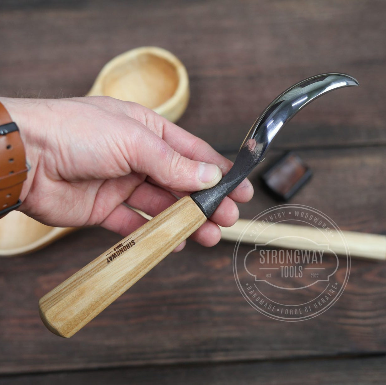 Strongway 15mm Bent Gouge for making kuksa, spoons, bowls - Wood Tamer