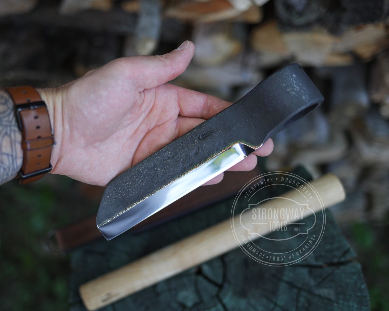 Strongway Small Froe with Leather Sheath - Wood Tamer