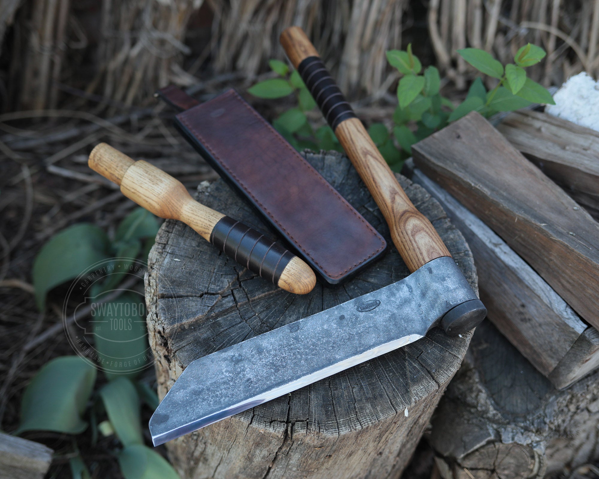 Strongway Hand-Forged Splitting Froe With Two Replaceable Handles - Wood Tamer