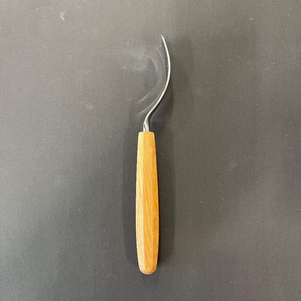 Stryi Gouge long bent chisel 7L - Wood Tamer