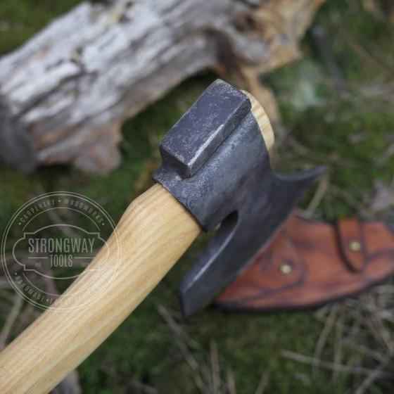 Strongway Finnish Carving Axe 860 - Wood Tamer