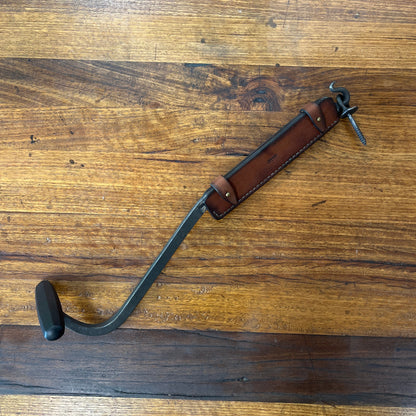 Strongway Stock Knife Small — Wood Tamer Edition - Wood Tamer