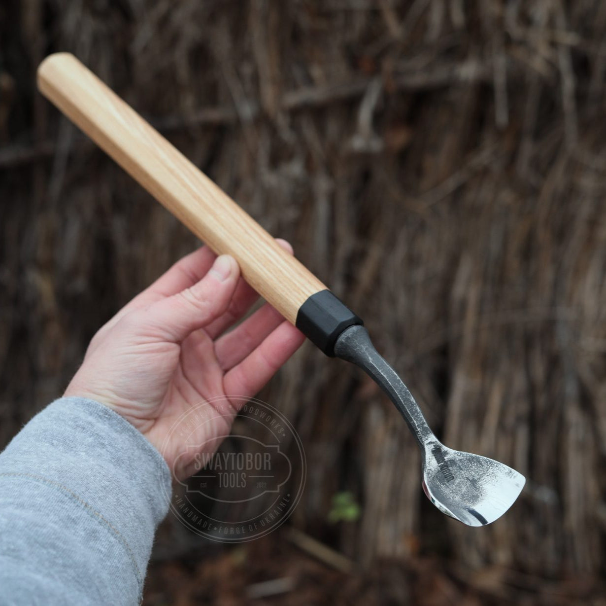 Strongway 40mm Long Handle Bent Gouge for making kuksa and bowls - Wood Tamer