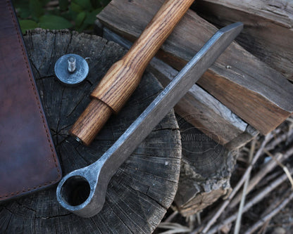 Strongway Hand-Forged Splitting Froe With Two Replaceable Handles - Wood Tamer