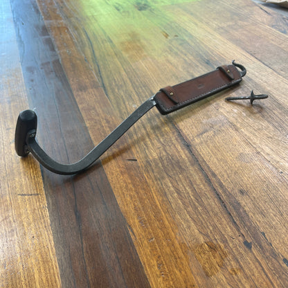 Strongway Stock Knife Small — Wood Tamer Edition - Wood Tamer