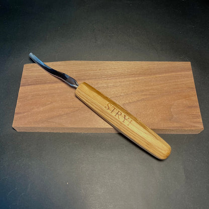 Stryi Long Bent Gouge 8L - Wood Tamer
