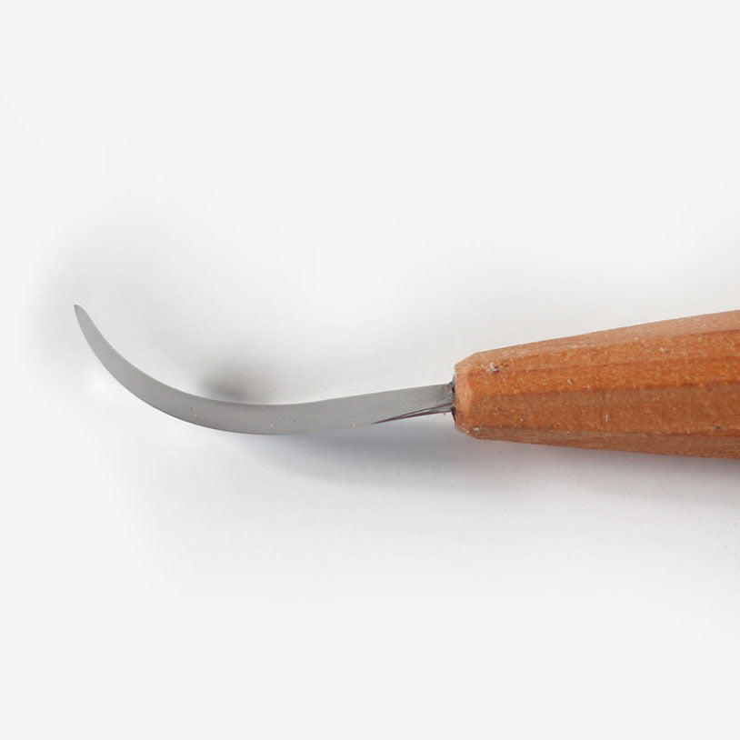 Spoon knife right hand open curve - Wood Tamer