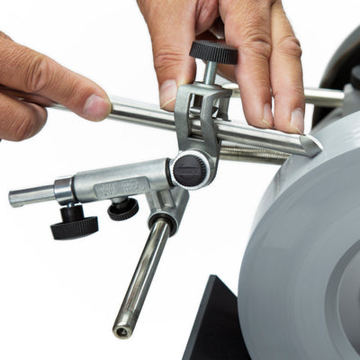 Jig for gouges and turning cutters